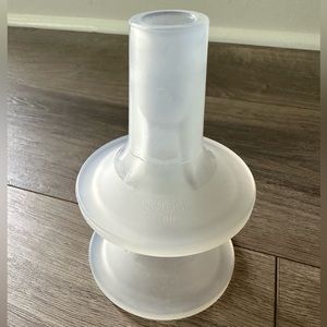 Lacteck silicone pumping flanges
